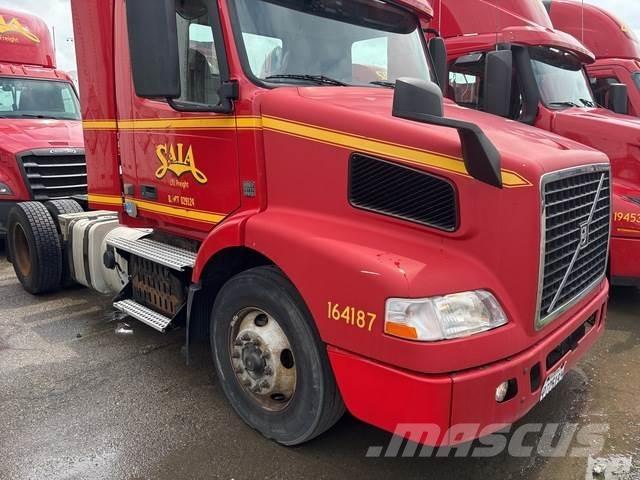 Volvo VNM42T Ciągniki siodłowe