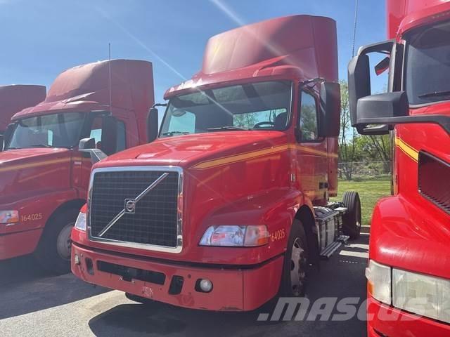 Volvo VNM42T Ciągniki siodłowe