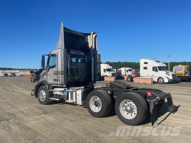 Volvo VNR Ciągniki siodłowe