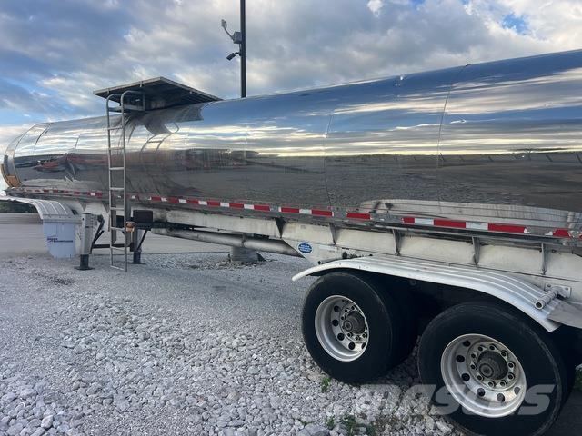 Walker  Przyczepy cysterny