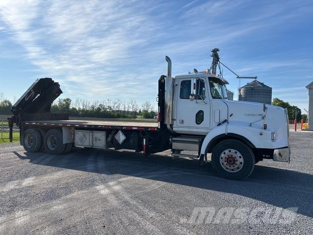 Western Star  Ciężarówki typu Platforma / Skrzynia
