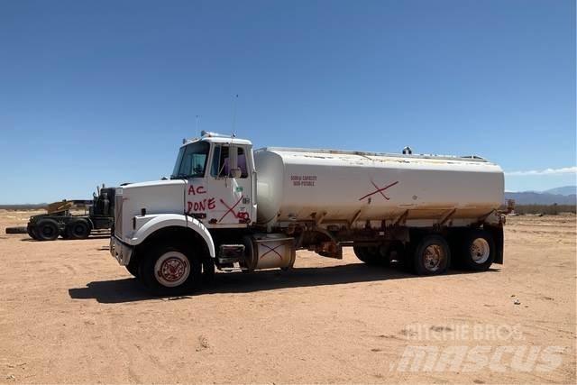White/GMC WCS Cysterna