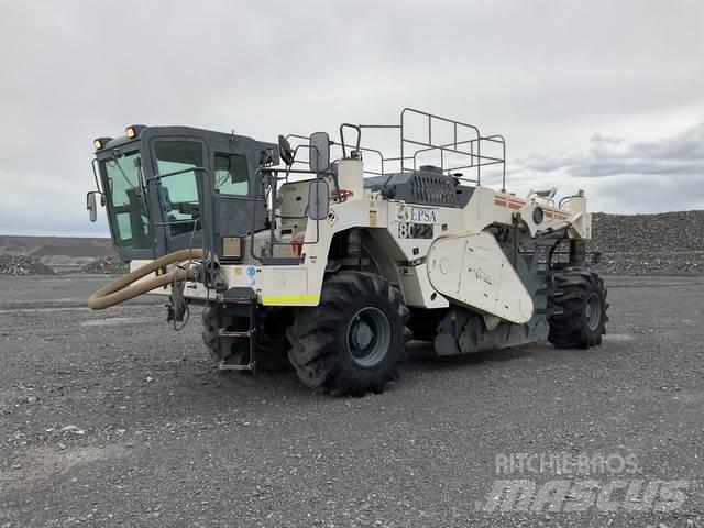 Wirtgen 2400 Zagęszczarki gruntu