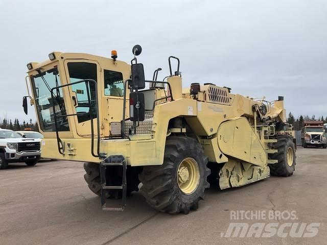 Wirtgen WR2400 Zagęszczarki gruntu