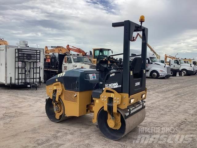XCMG XMR303S Walce dwubębnowe