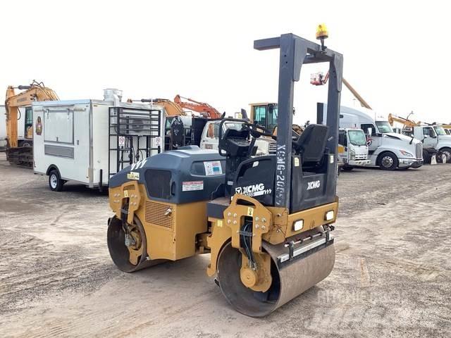 XCMG XMR303S Walce dwubębnowe