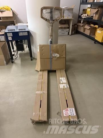 Yale 1100 Maszyny budowlane - Inne