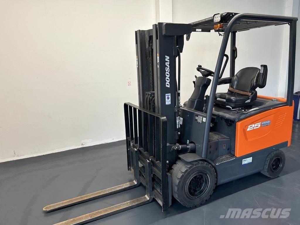 Doosan B25S-7 Wózki elektryczne