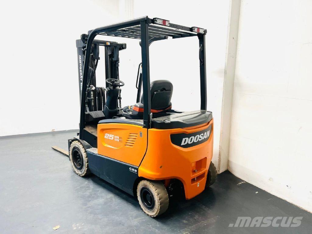 Doosan B25X-7 Plus Wózki elektryczne