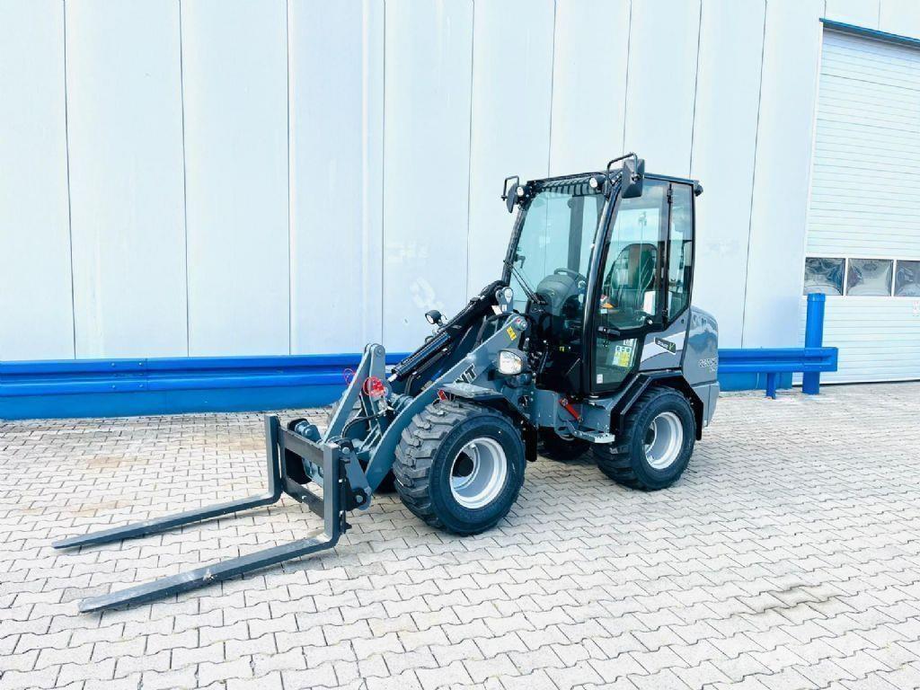 GiANT G2500 X-TRA HD Ładowarki kołowe