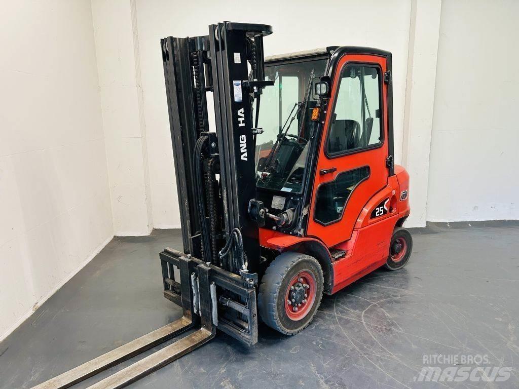 Hangcha CPCD25-XRW92F Wózki Diesla