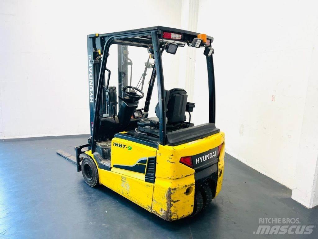 Hyundai 18BT-9 Wózki elektryczne