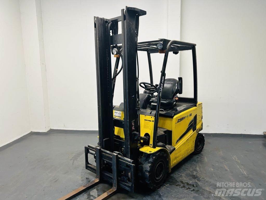 Hyundai 25BH-9 Wózki elektryczne