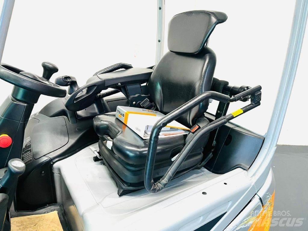 Still RX20-20 Wózki elektryczne