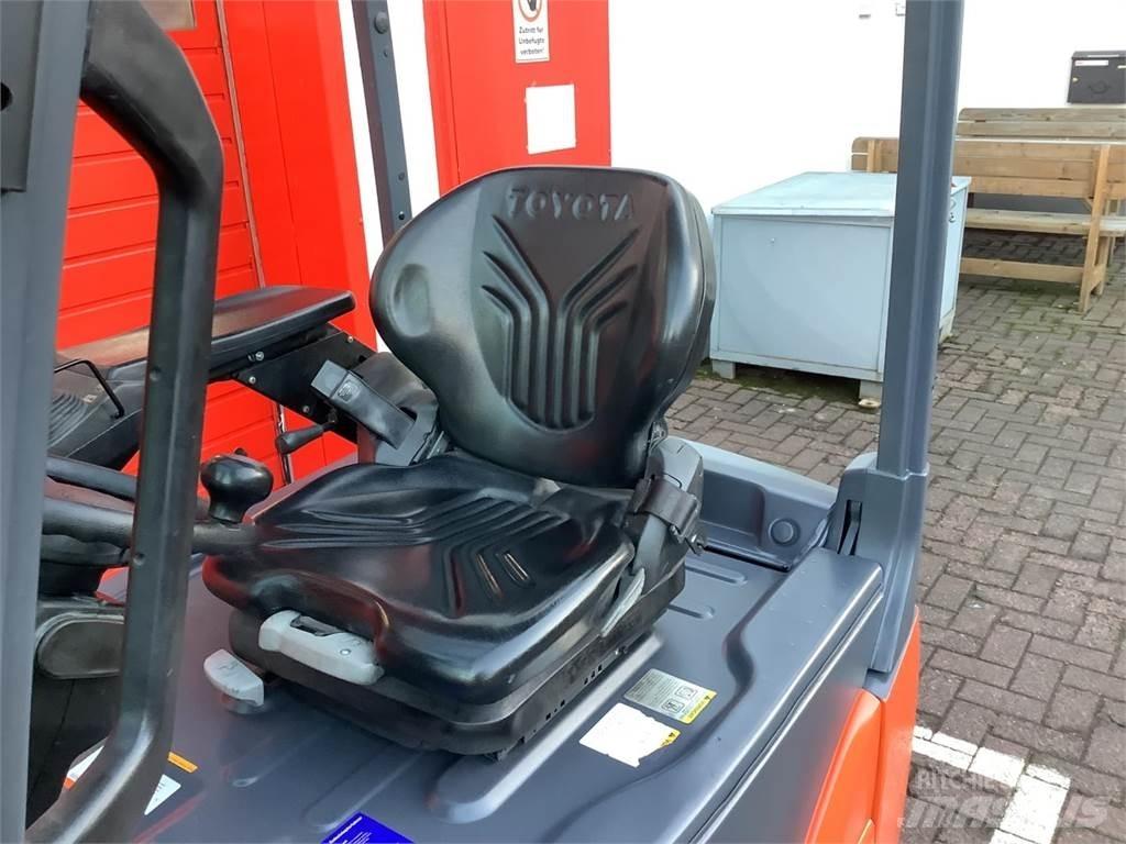 Toyota 8FBE20T Wózki elektryczne
