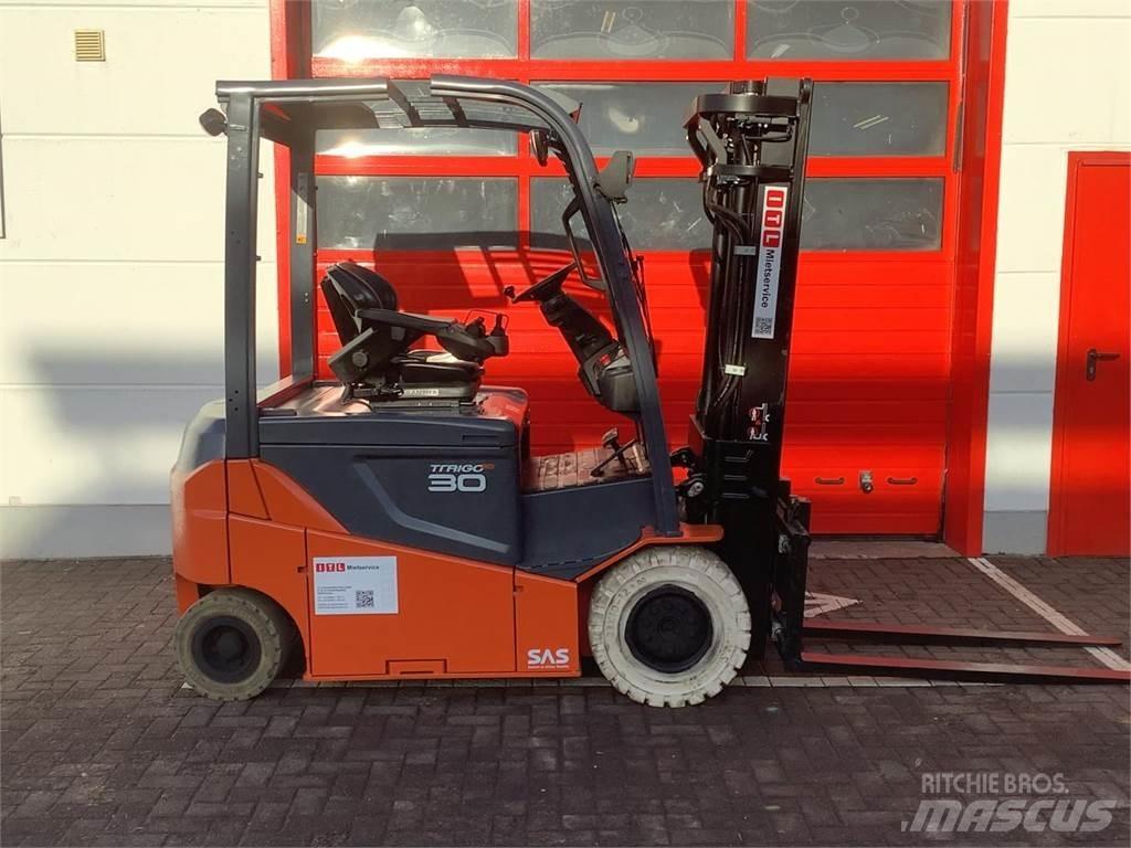 Toyota 8FBMKT30 Wózki elektryczne