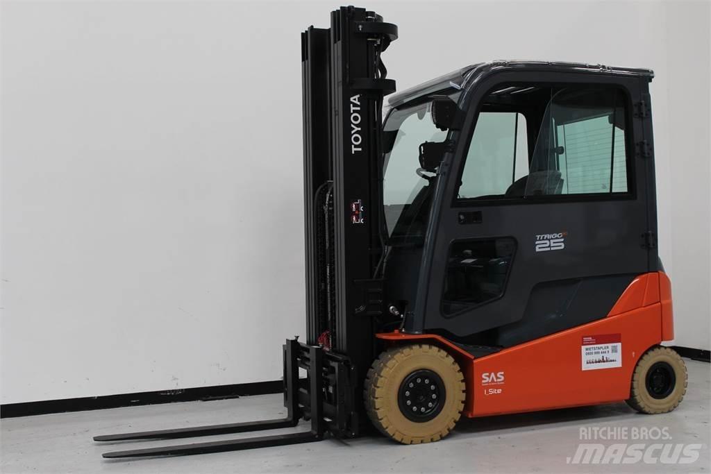 Toyota 8FBMT25 Wózki elektryczne