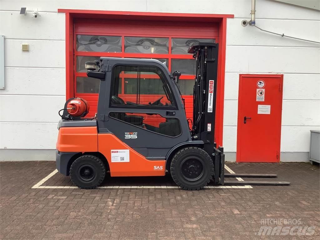 Toyota 8FGJF35 Wózki LPG