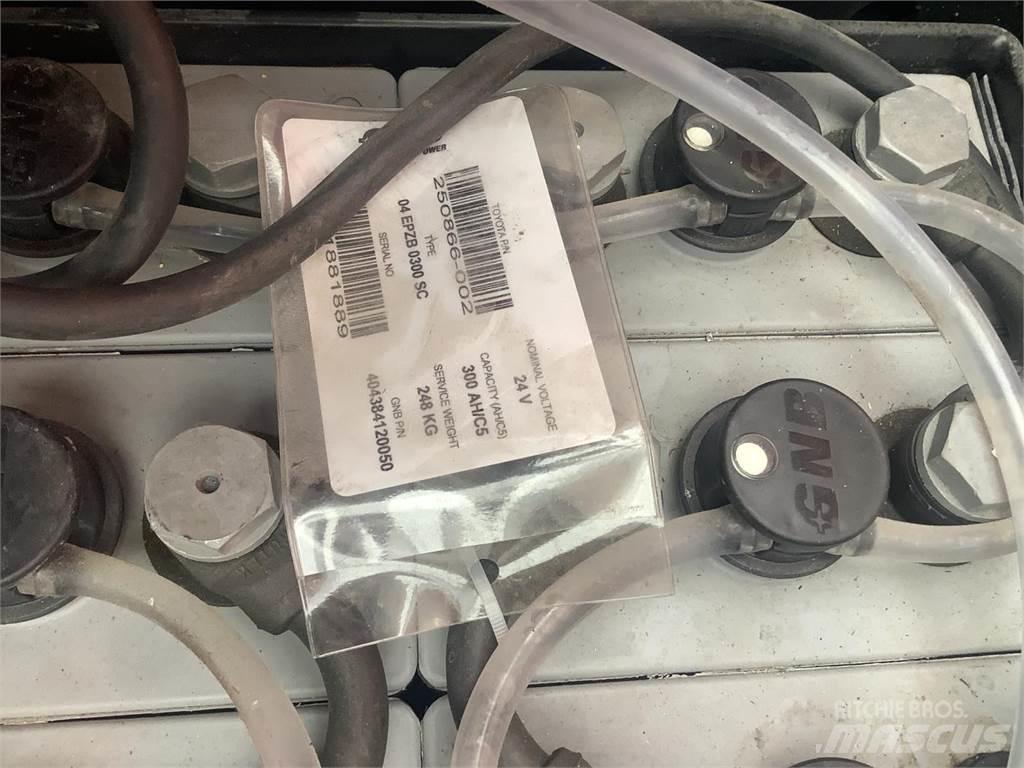 Toyota SWE120 Wózki widłowe unoszące z dyszlem