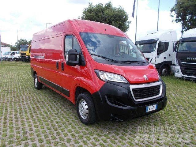 Peugeot BOXER Samochody dostawcze ze skrzynią zamkniętą
