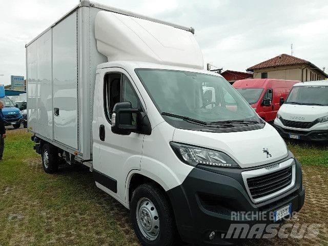 Peugeot BOXER Samochody ciężarowe ze skrzynią zamkniętą