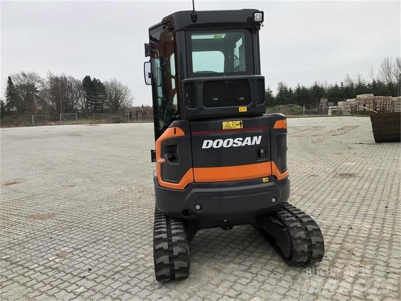 Doosan DX27Z-7 Minikoparki