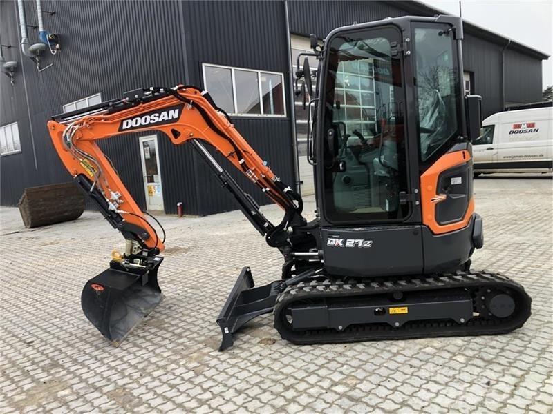 Doosan DX27Z-7 Minikoparki