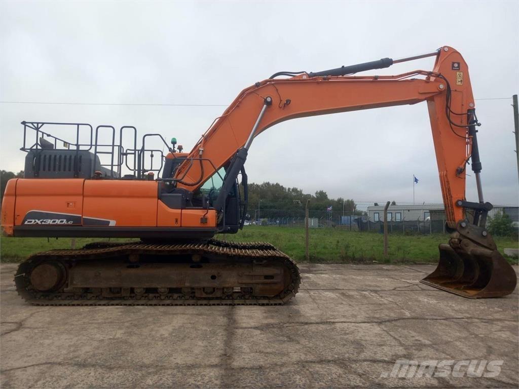 Develon DX300LC-5 Maszyny rolnicze - Inne