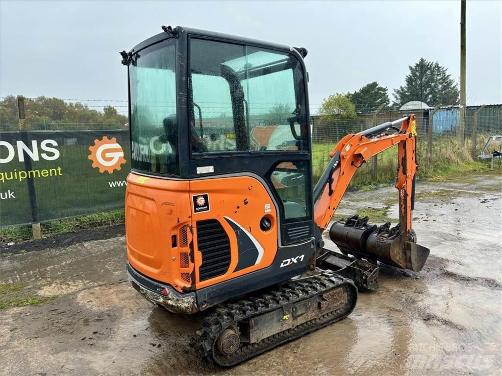 Develon USED DX19 Maszyny rolnicze - Inne