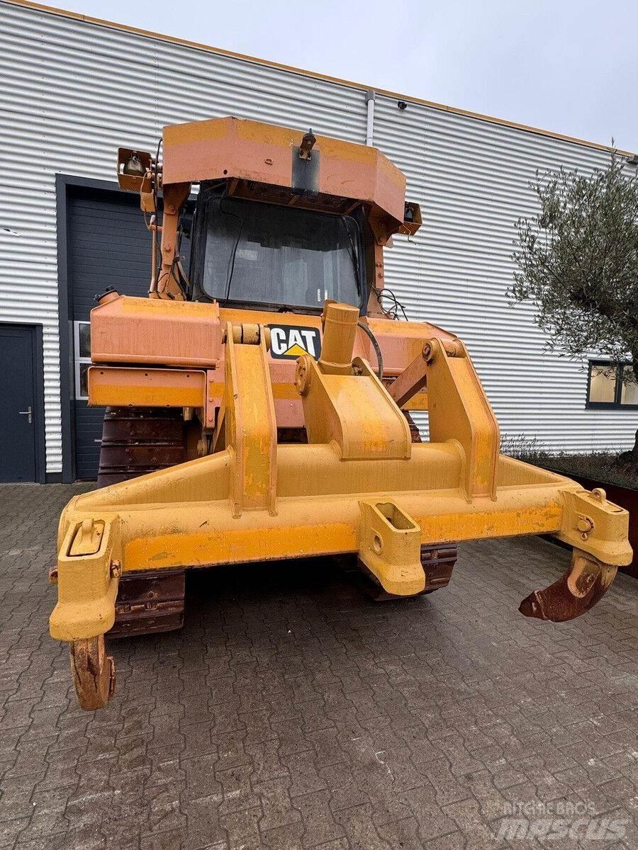 CAT D6T Spycharki gąsienicowe