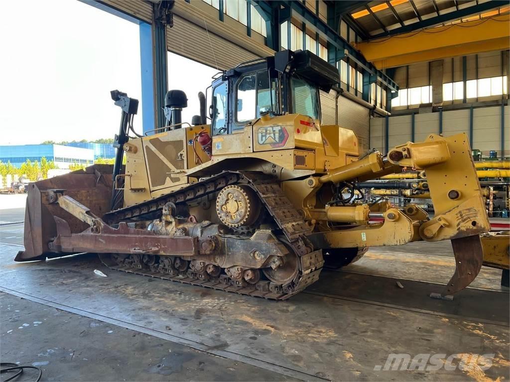 CAT D8T Spycharki gąsienicowe