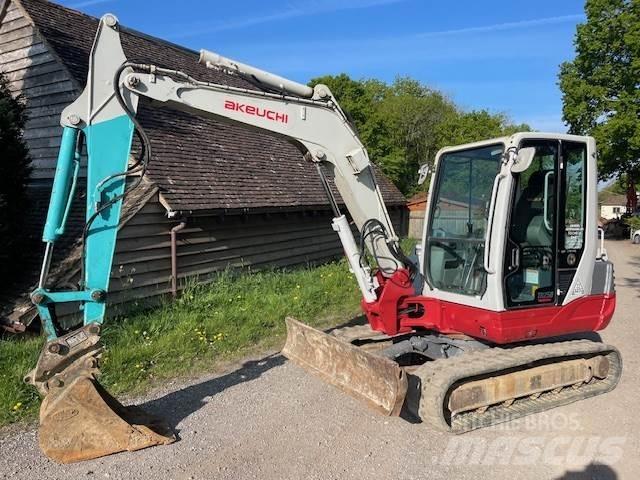 Takeuchi TB250 Midikoparki  7t - 12t