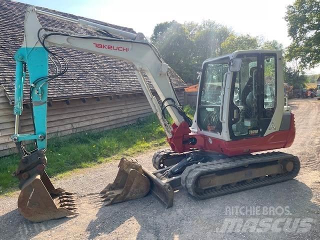 Takeuchi TB250 Midikoparki  7t - 12t