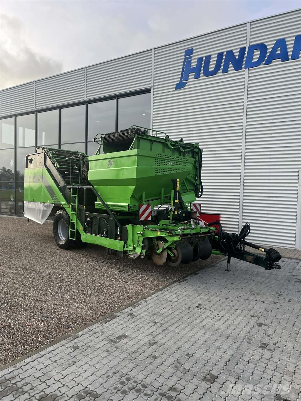 AVR 9200 CR Kombajny ziemniaczane i kopaczki