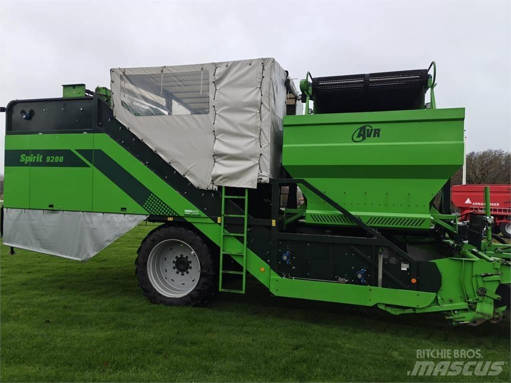 AVR SPIRIT 9200 Kombajny ziemniaczane i kopaczki