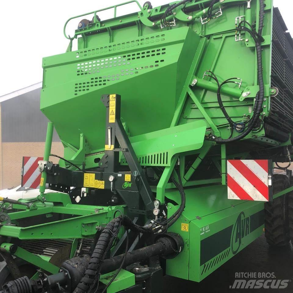 AVR SPIRIT 9200 Kombajny ziemniaczane i kopaczki