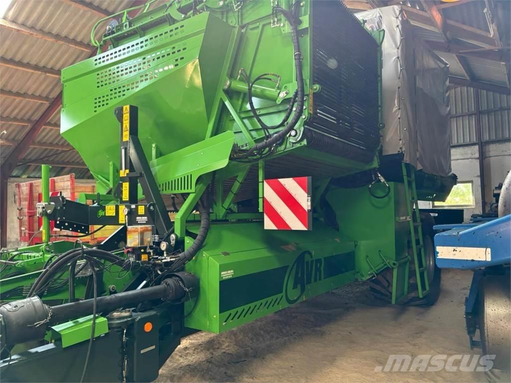 AVR SPIRIT 9200 Kombajny ziemniaczane i kopaczki