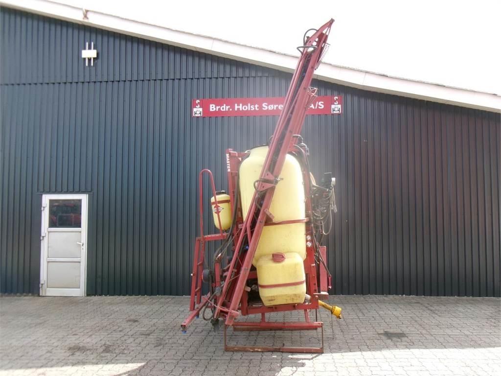 Hardi 1200L 15 M Zamontowane opryskiwacze