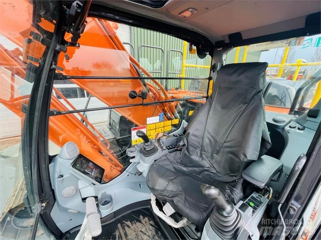Hitachi ZX210LC-7 Koparki gąsienicowe