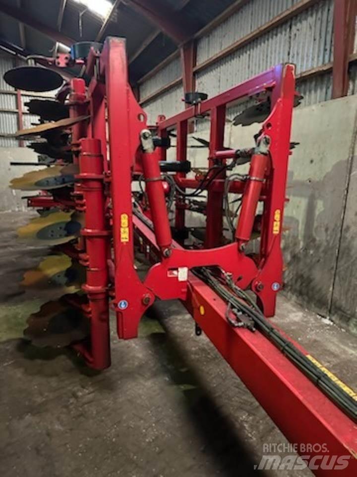 Horsch TIGER 4 MT Brony talerzowe