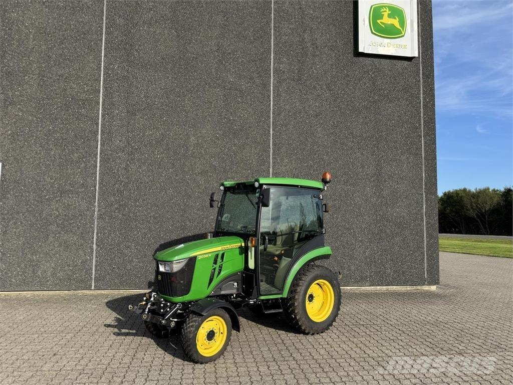 John Deere 2038R Mikrociągniki