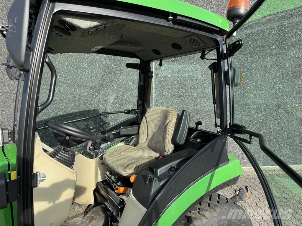John Deere 2038R Mikrociągniki