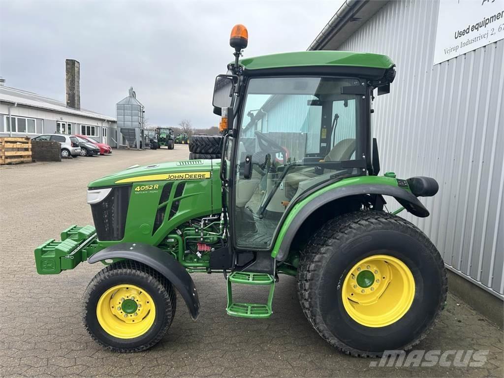 John Deere 4052R Mikrociągniki