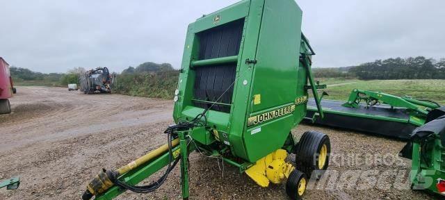 John Deere 590 Prasy zwijające