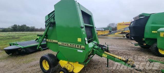 John Deere 590 Prasy zwijające