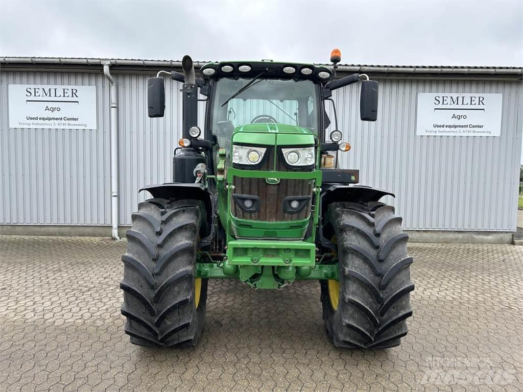 John Deere 6215R Ciągniki rolnicze