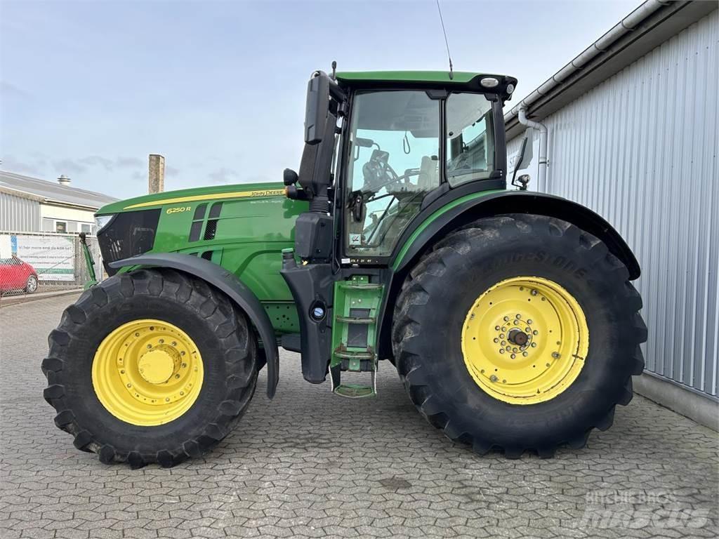 John Deere 6250R Ciągniki rolnicze