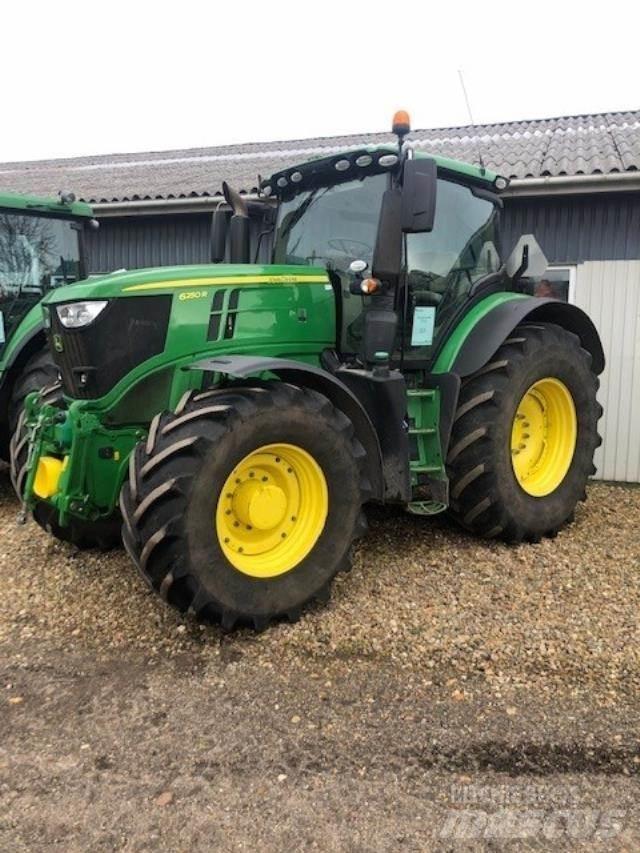 John Deere 6250R Ciągniki rolnicze