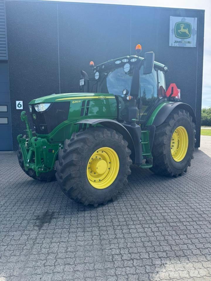 John Deere 6250R Ciągniki rolnicze