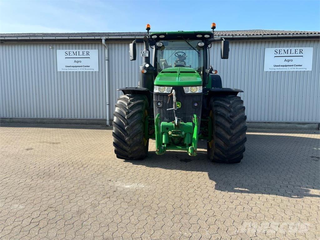 John Deere 8320R Ciągniki rolnicze